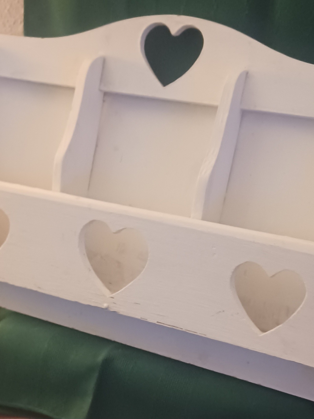 White Heart Cutout Wooden Wall Shelf - Home Wall Decor